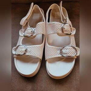 Dolce Vita Womens Comfort Mesh Sandals Cream 13